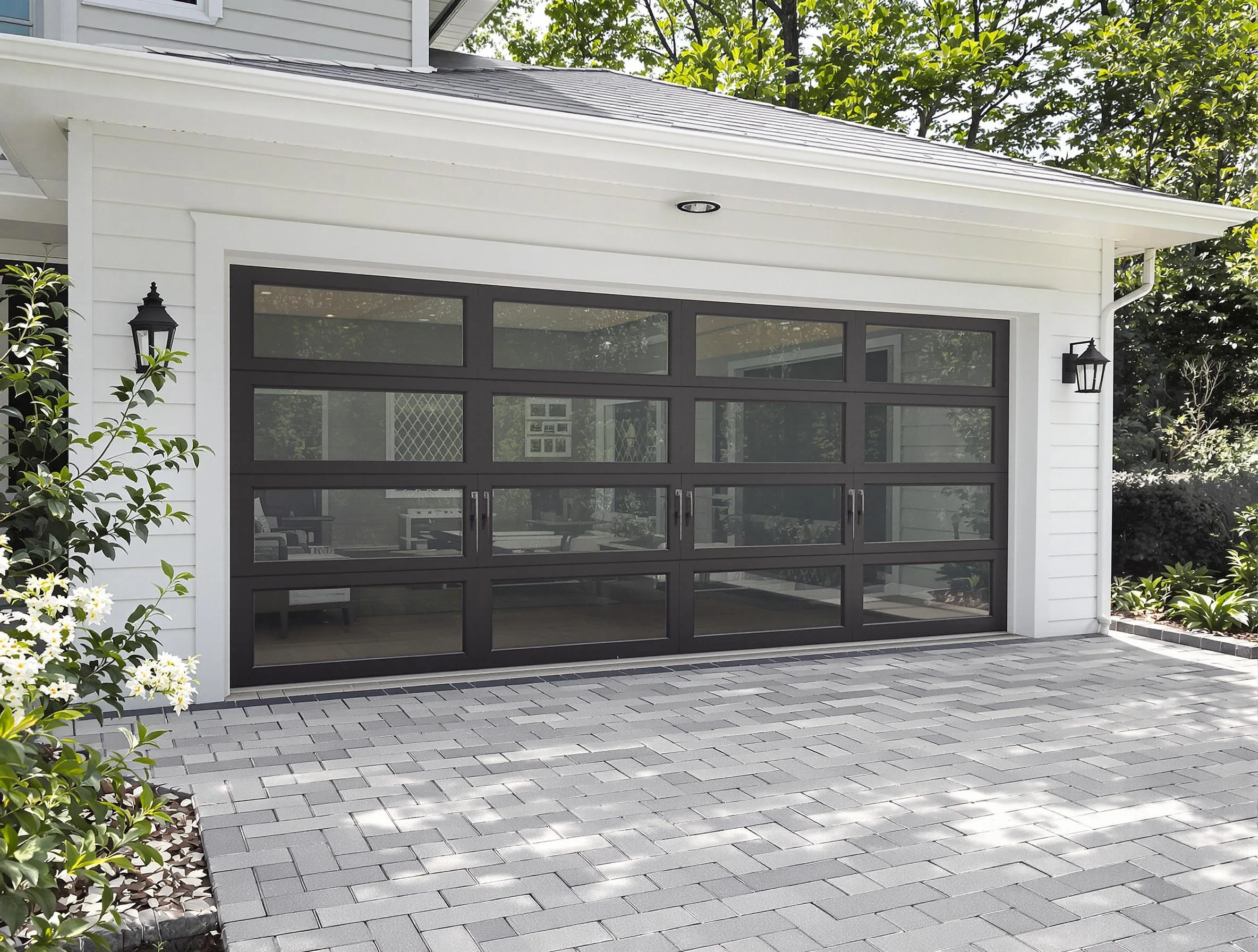 Innsbrook Garage Door Repair design specialist presenting custom garage door options to Innsbrook homeowner